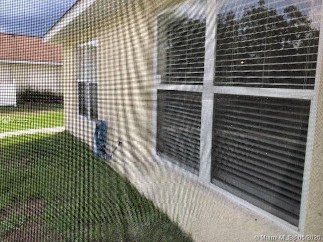 Vendido Recientemente: $219,900 (4 camas, 2 baños, 1788 Pies cuadrados)