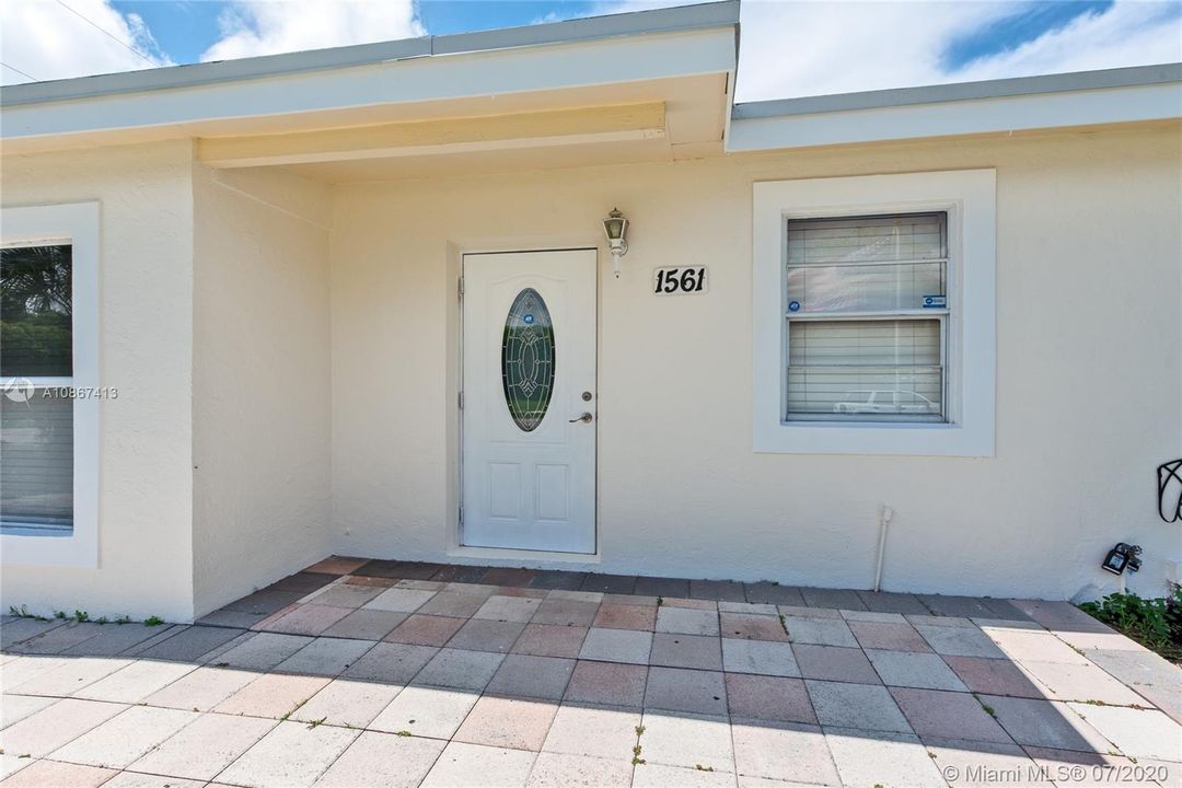 Vendido Recientemente: $234,700 (3 camas, 2 baños, 962 Pies cuadrados)