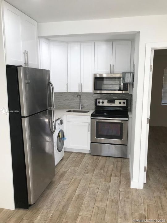 Recently Rented: $1,250 (1 beds, 1 baths, 0 Square Feet)