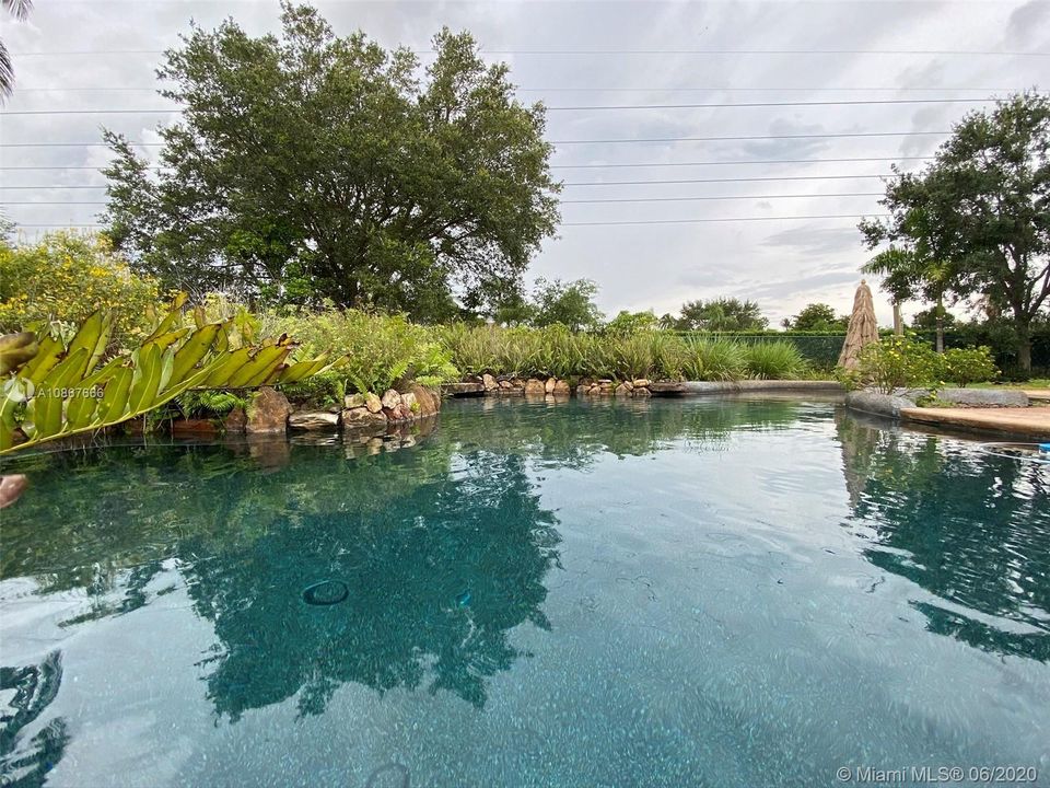 Recently Sold: $710,000 (5 beds, 3 baths, 3367 Square Feet)