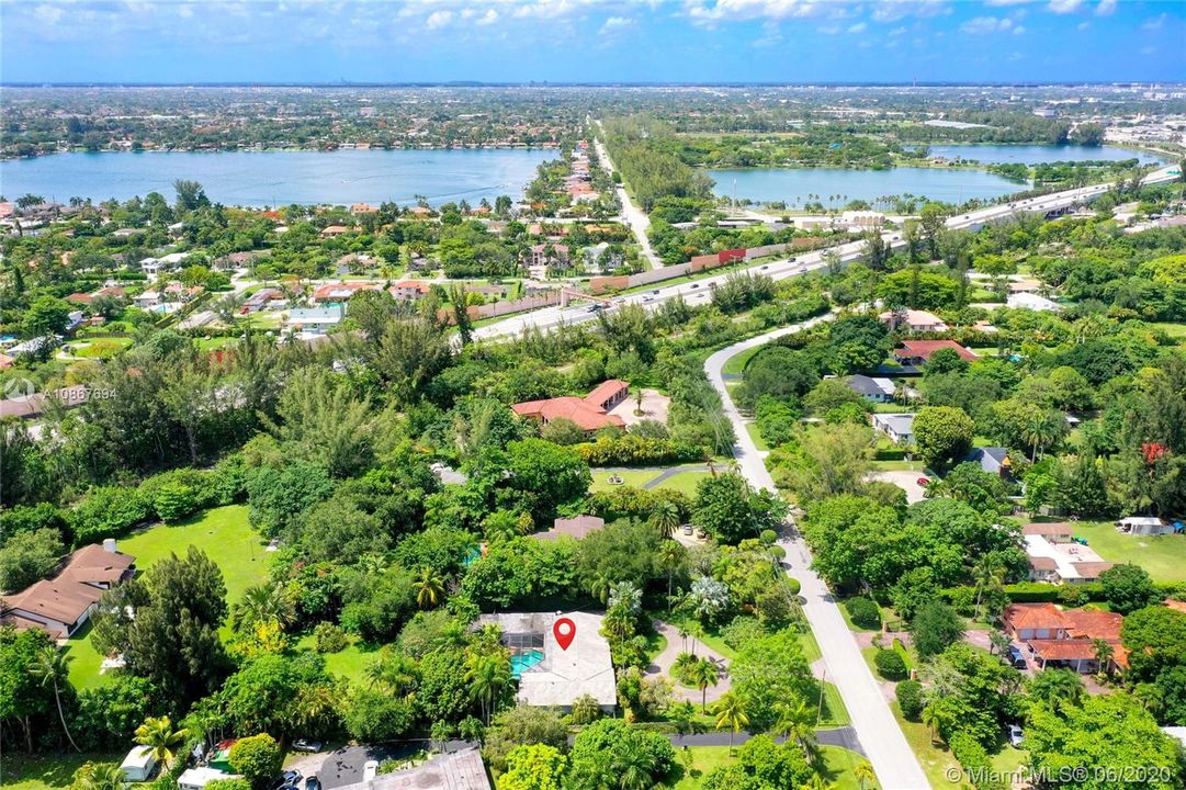 Recently Sold: $740,000 (3 beds, 2 baths, 2193 Square Feet)
