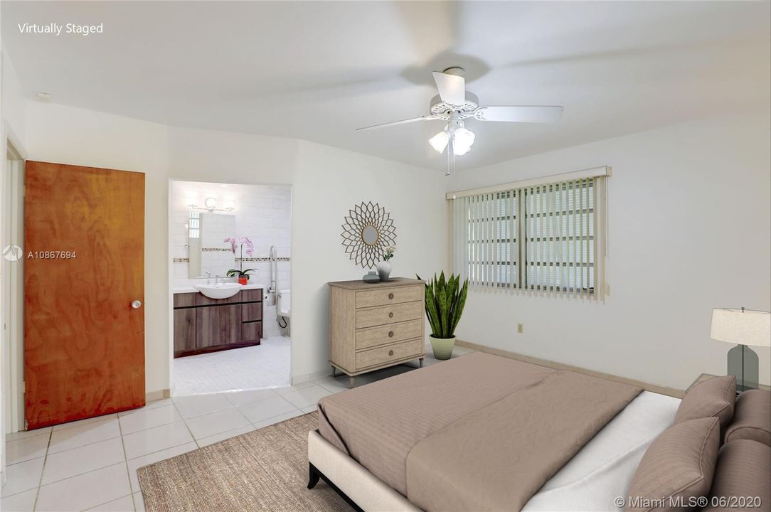 Recently Sold: $740,000 (3 beds, 2 baths, 2193 Square Feet)