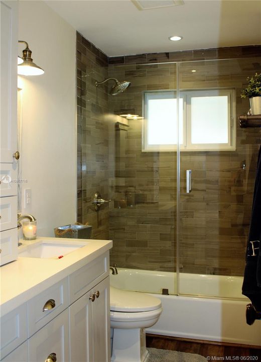 Недавно арендовано: $3,200 (3 спален, 3 ванн, 1658 Квадратных фут)