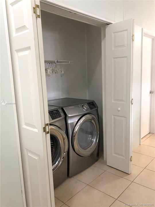 Recently Sold: $75,000 (3 beds, 2 baths, 8255 Square Feet)