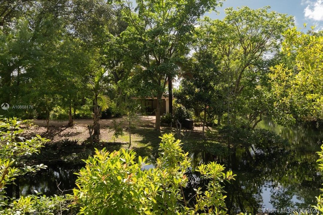Vendido Recientemente: $799,000 (4 camas, 3 baños, 1708 Pies cuadrados)