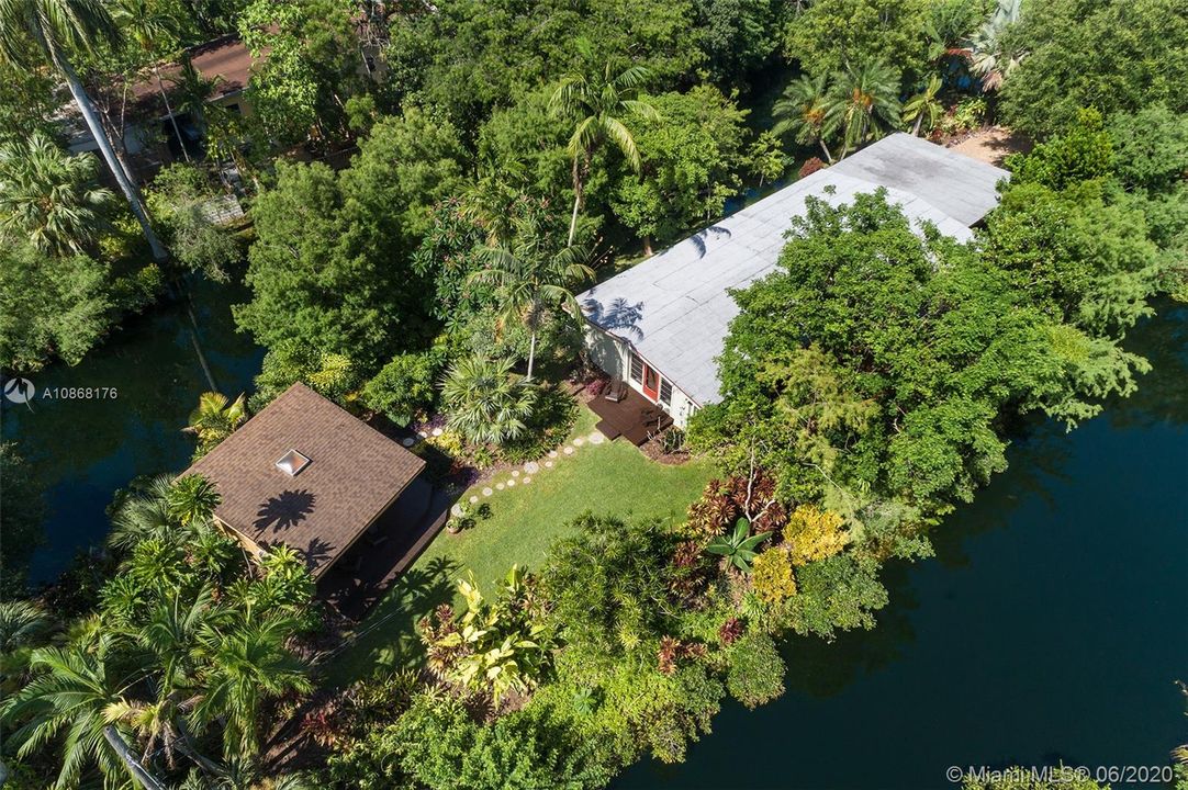 Vendido Recientemente: $799,000 (4 camas, 3 baños, 1708 Pies cuadrados)