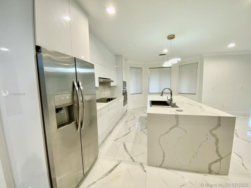 Недавно арендовано: $5,450 (7 спален, 4 ванн, 3945 Квадратных фут)