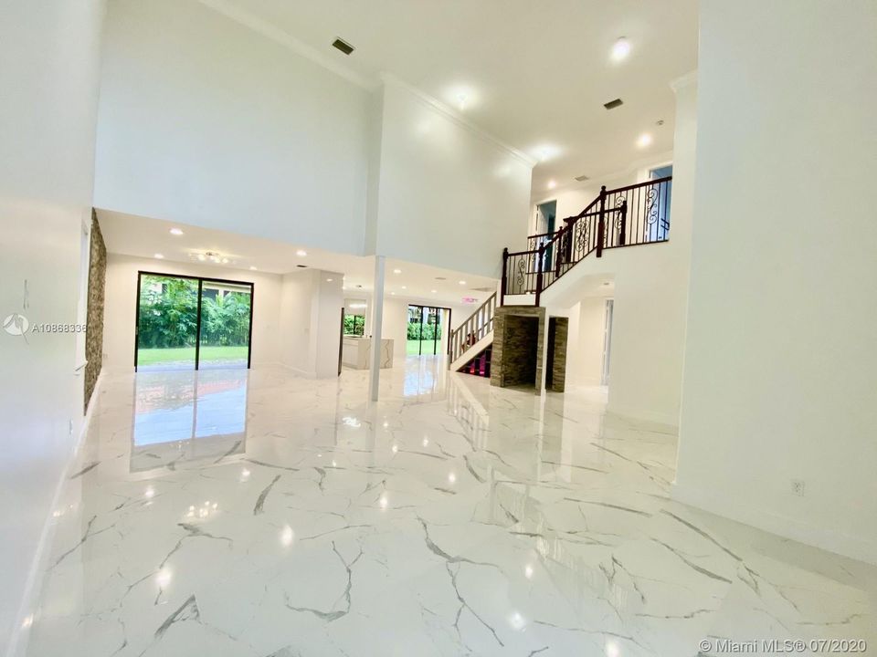 Недавно арендовано: $5,450 (7 спален, 4 ванн, 3945 Квадратных фут)