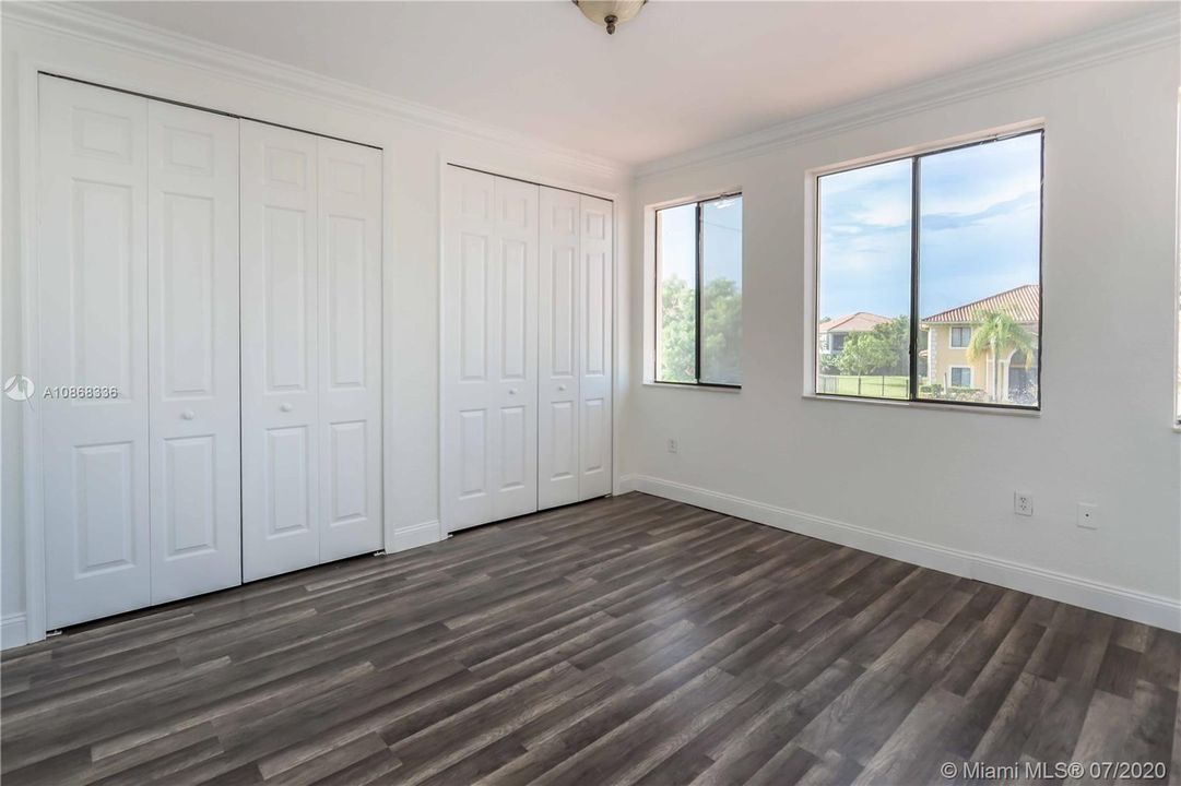 Недавно арендовано: $5,450 (7 спален, 4 ванн, 3945 Квадратных фут)