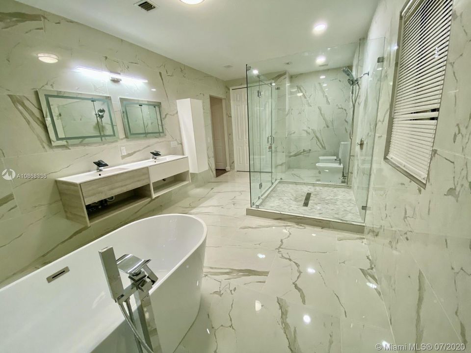 Недавно арендовано: $5,450 (7 спален, 4 ванн, 3945 Квадратных фут)