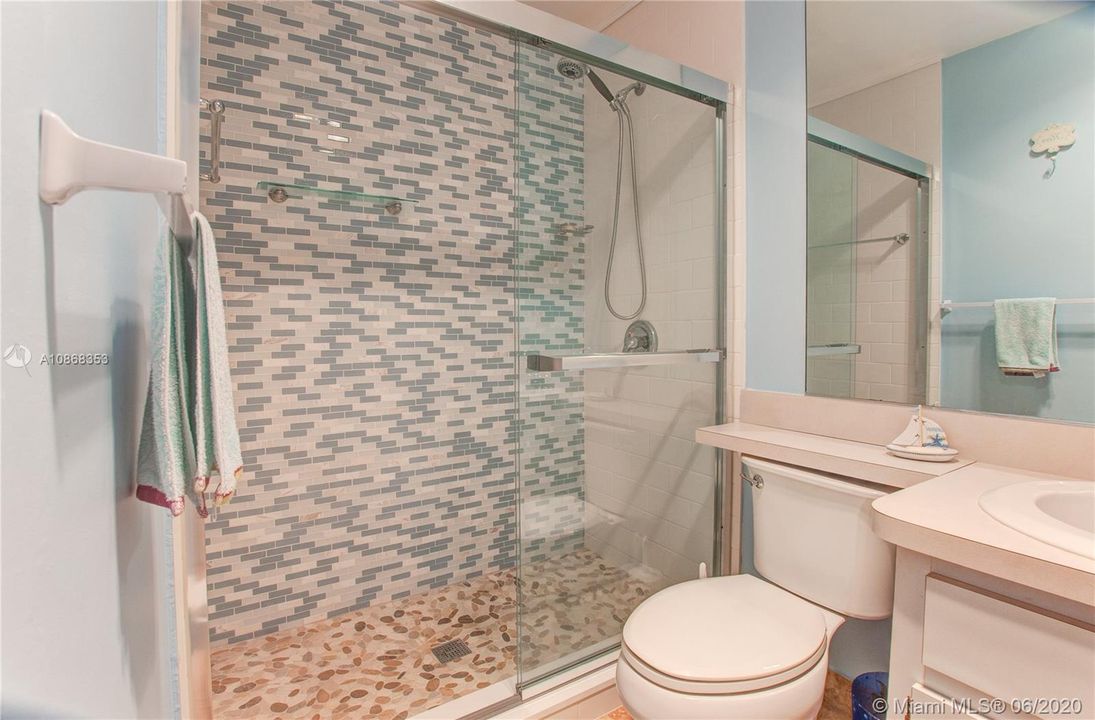 Vendido Recientemente: $99,900 (1 camas, 1 baños, 900 Pies cuadrados)