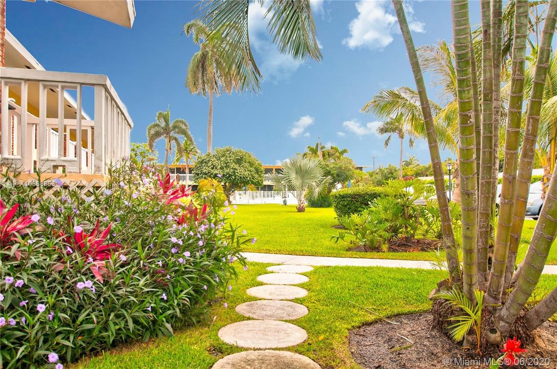 Vendido Recientemente: $99,900 (1 camas, 1 baños, 900 Pies cuadrados)