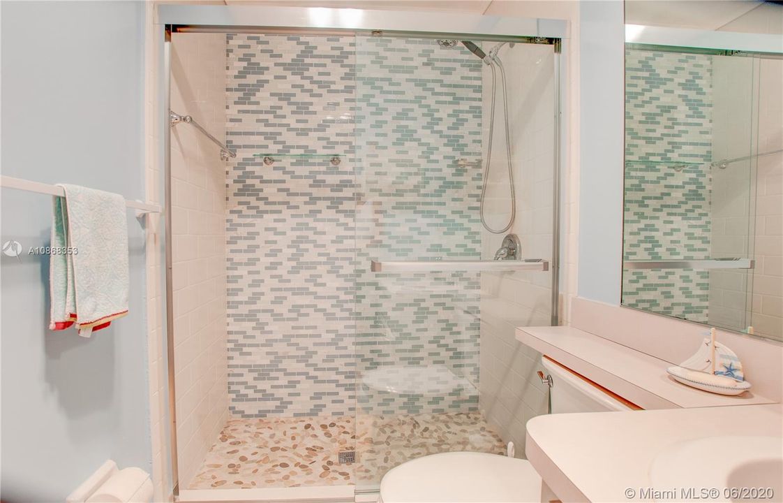 Vendido Recientemente: $99,900 (1 camas, 1 baños, 900 Pies cuadrados)