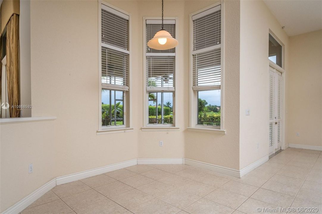 Breakfast nook