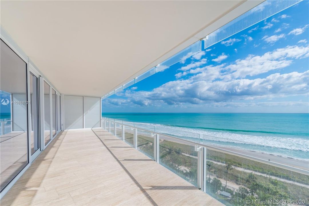 Vendido Recientemente: $6,600,000 (2 camas, 3 baños, 2274 Pies cuadrados)