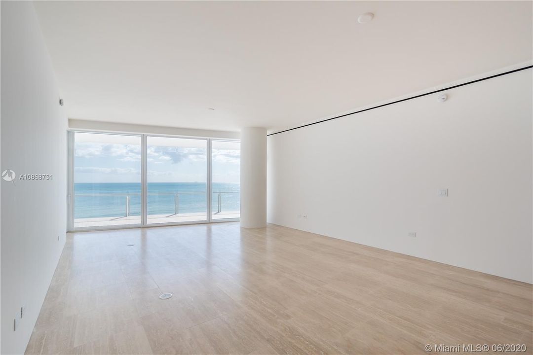 Vendido Recientemente: $6,600,000 (2 camas, 3 baños, 2274 Pies cuadrados)