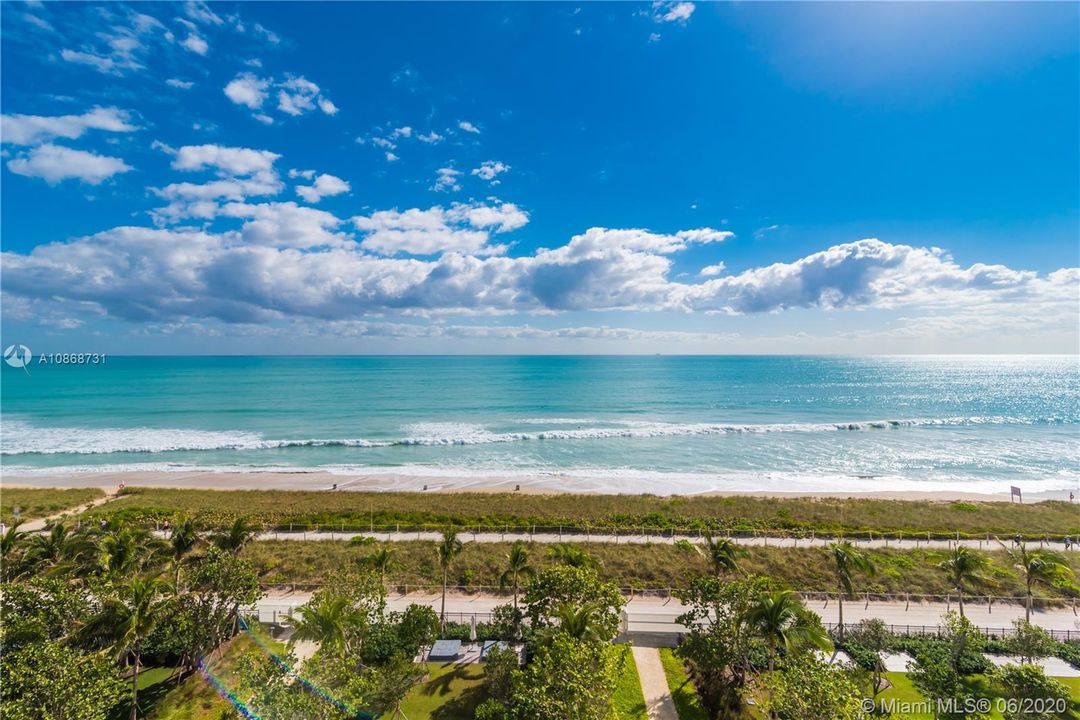 Vendido Recientemente: $6,600,000 (2 camas, 3 baños, 2274 Pies cuadrados)