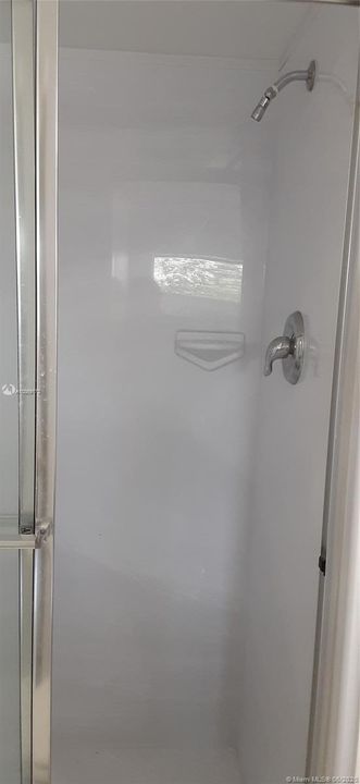 Recientemente alquilado: $1,200 (2 camas, 2 baños, 850 Pies cuadrados)