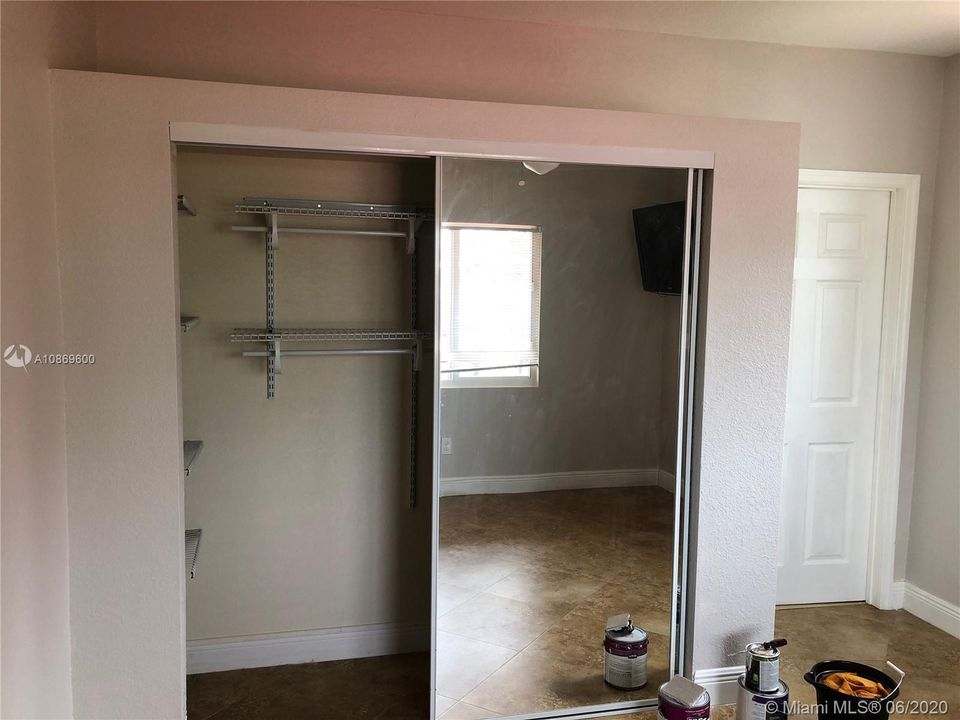 Recently Rented: $800 (0 beds, 1 baths, 250 Square Feet)