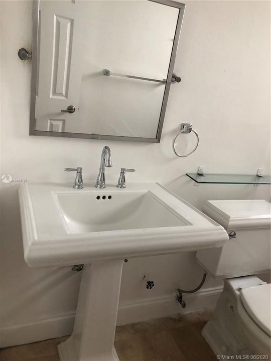 Недавно арендовано: $1,150 (1 спален, 1 ванн, 6984 Квадратных фут)