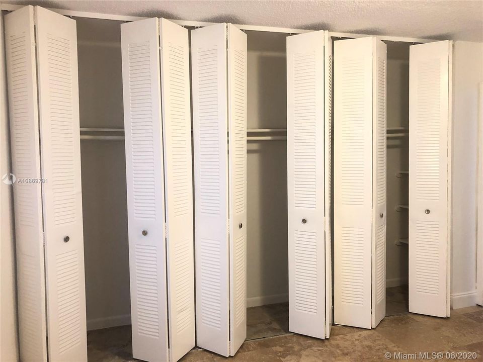 Недавно арендовано: $1,150 (1 спален, 1 ванн, 6984 Квадратных фут)