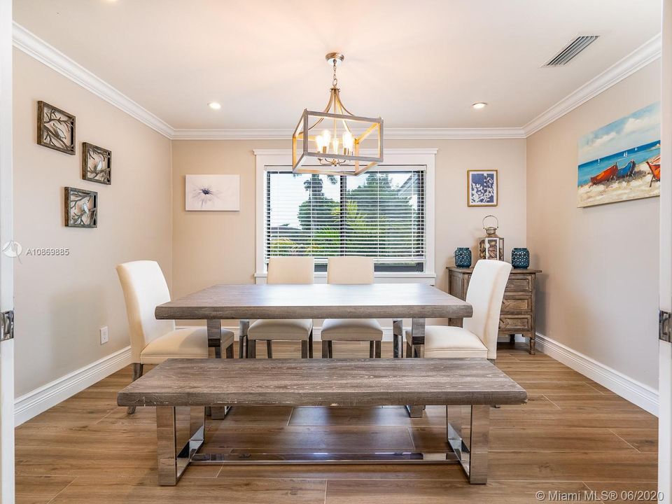 Recently Rented: $4,200 (3 beds, 3 baths, 2720 Square Feet)