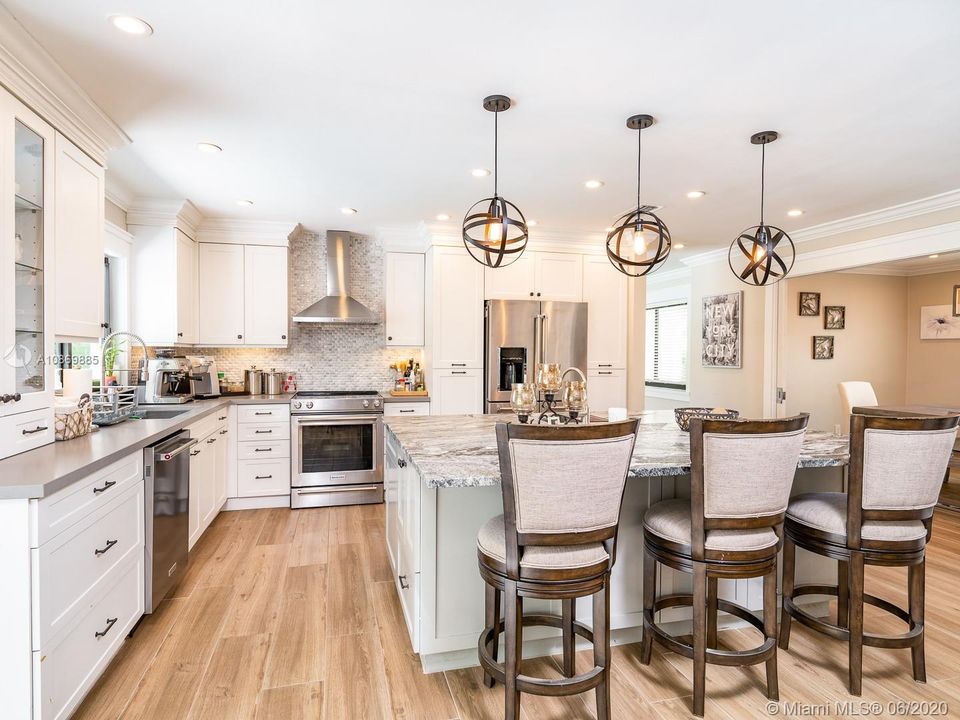 Recently Rented: $4,200 (3 beds, 3 baths, 2720 Square Feet)