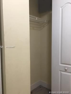Recientemente alquilado: $1,400 (1 camas, 1 baños, 660 Pies cuadrados)