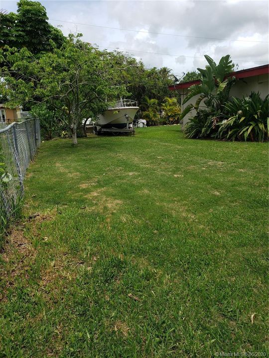 Recently Sold: $234,900 (3 beds, 2 baths, 1194 Square Feet)