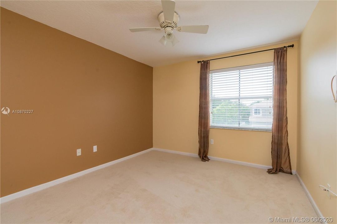 Recently Rented: $3,500 (4 beds, 3 baths, 3628 Square Feet)