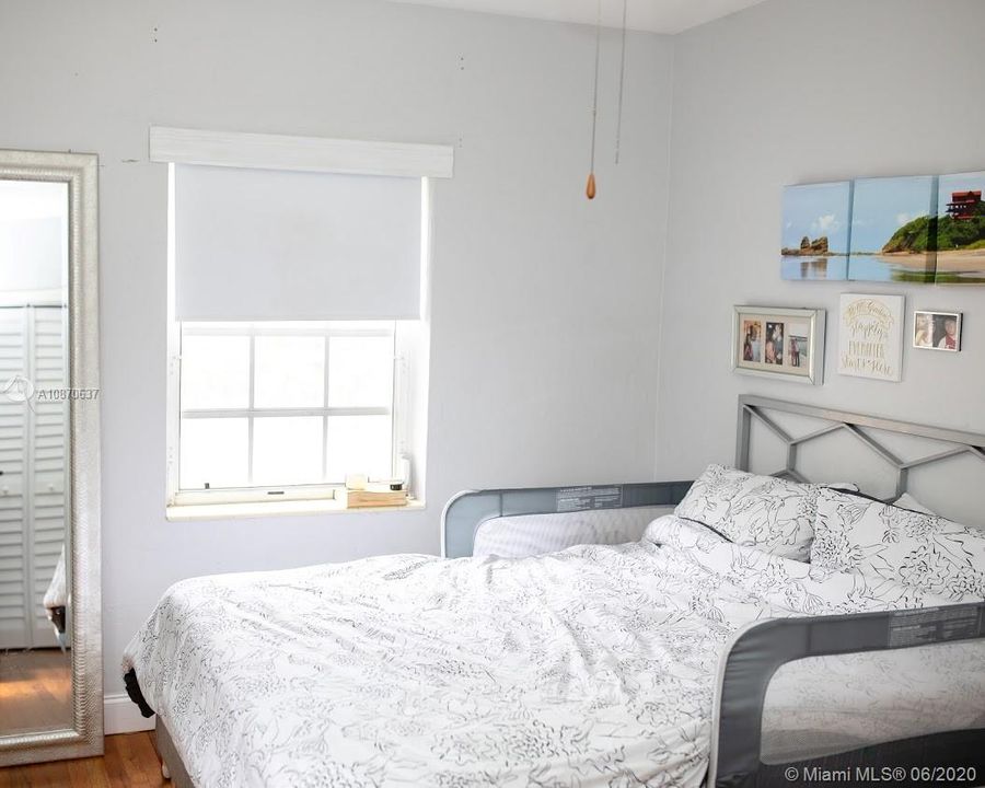 Vendido Recientemente: $489,000 (3 camas, 2 baños, 1296 Pies cuadrados)