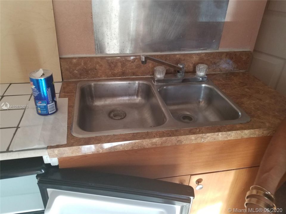 Недавно арендовано: $700 (0 спален, 1 ванн, 450 Квадратных фут)