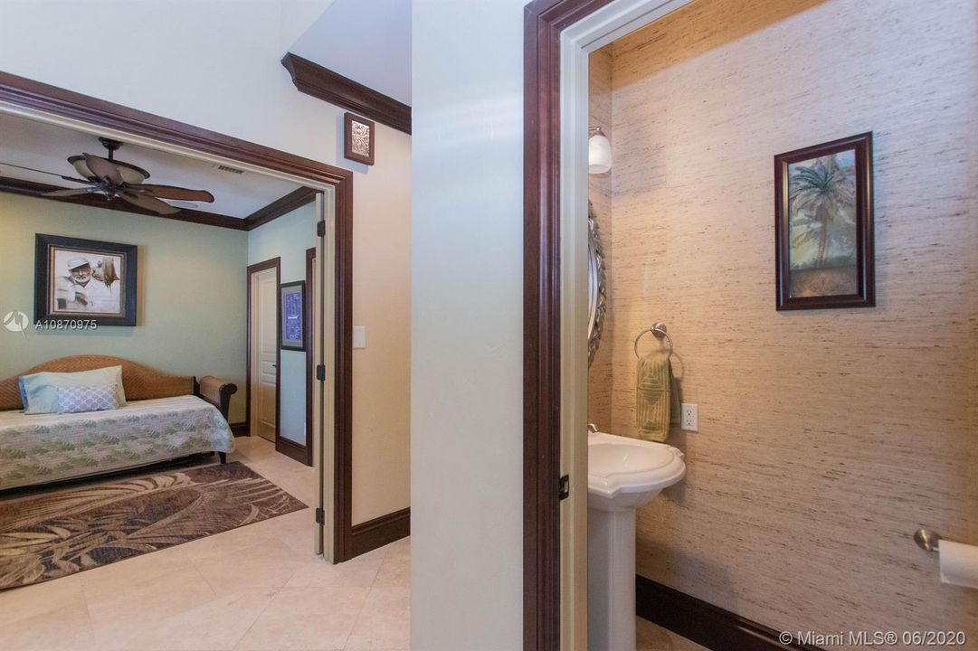 Recently Sold: $1,795,000 (4 beds, 3 baths, 4262 Square Feet)
