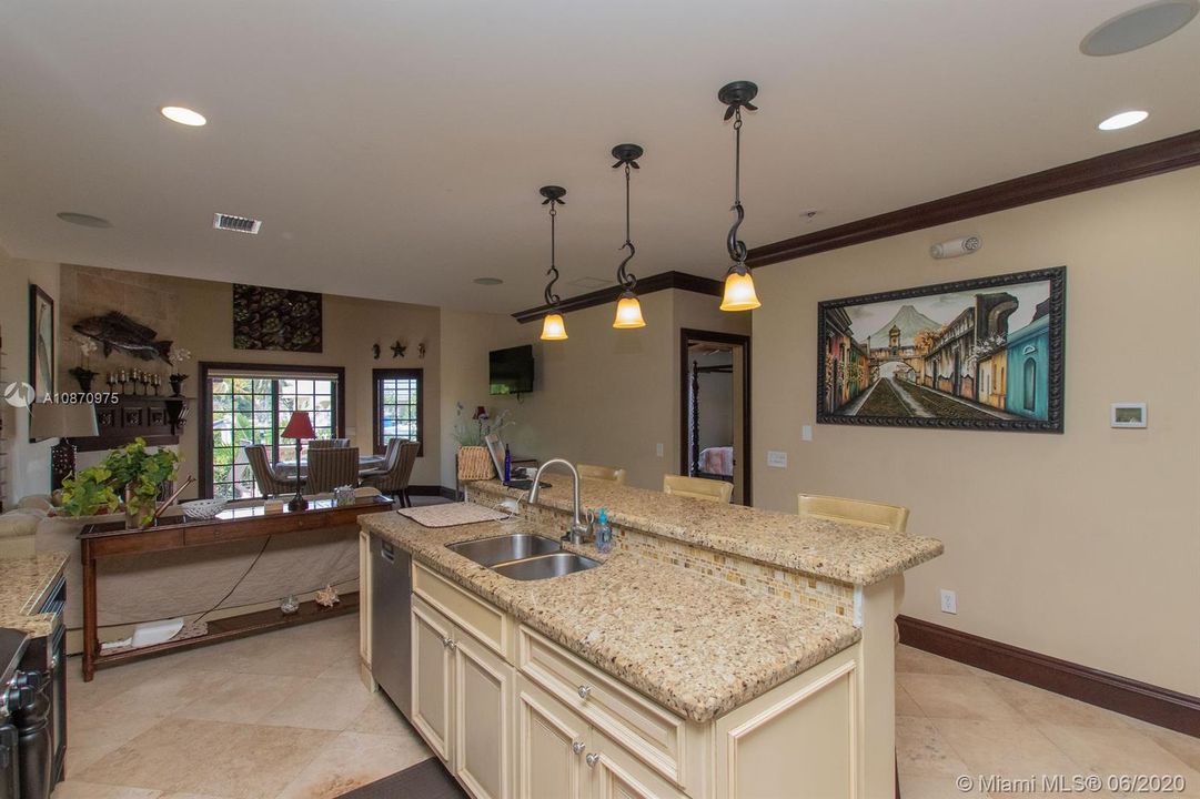 Recently Sold: $1,795,000 (4 beds, 3 baths, 4262 Square Feet)