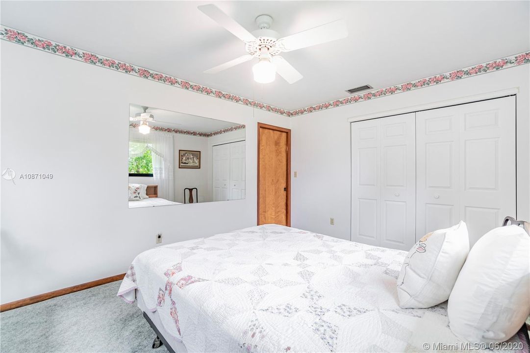 2nd Bedroom