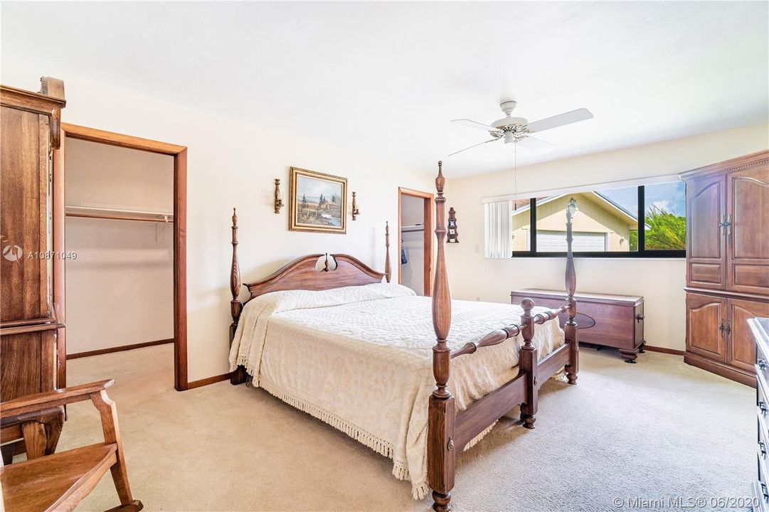 Master bedroom with XL walk-in closet