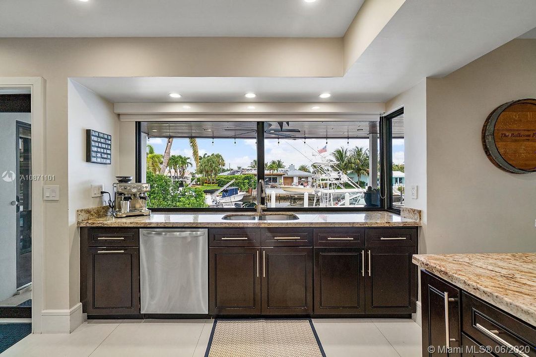 Recently Sold: $1,249,000 (3 beds, 3 baths, 2235 Square Feet)