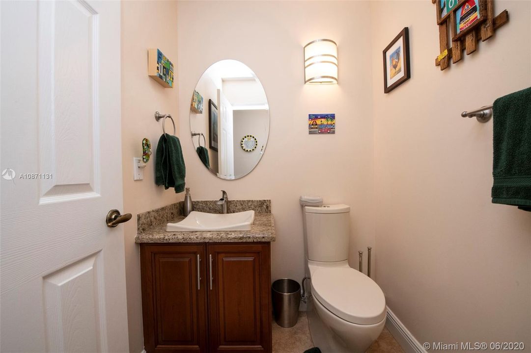 Recently Sold: $530,000 (5 beds, 2 baths, 2800 Square Feet)