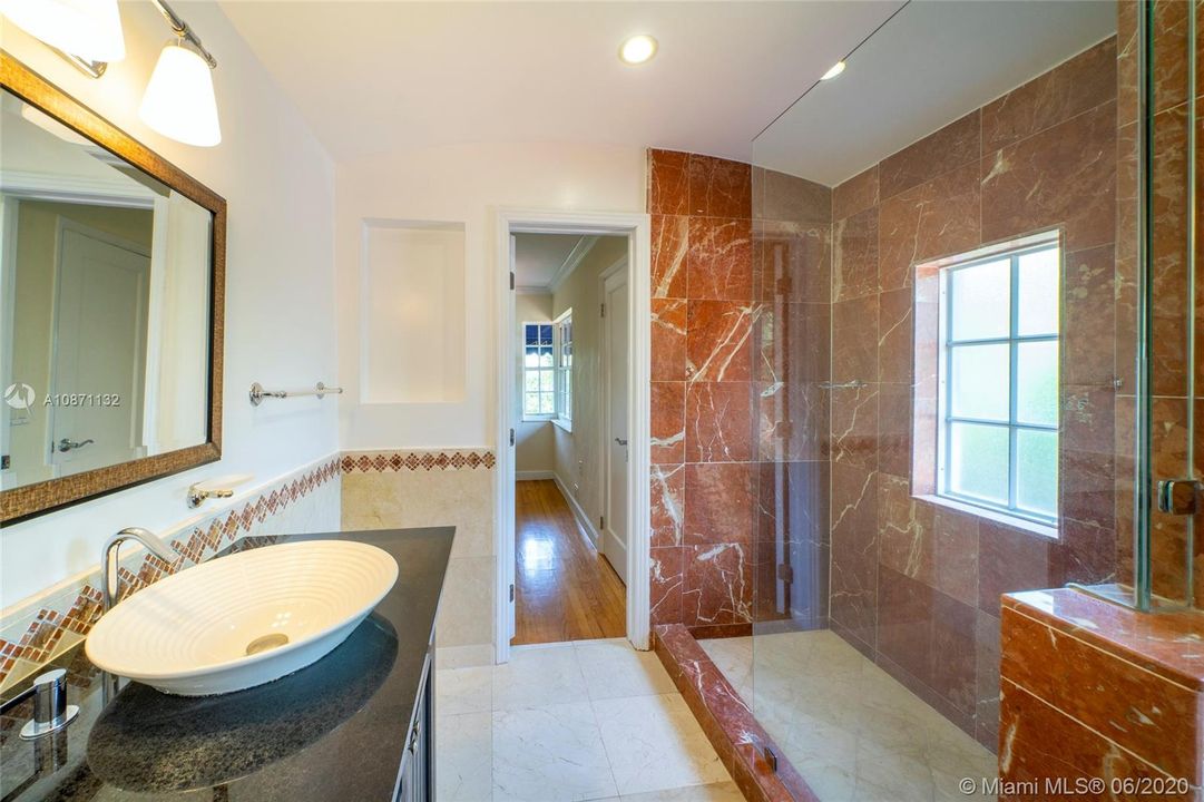 Recently Sold: $1,150,000 (5 beds, 4 baths, 2793 Square Feet)