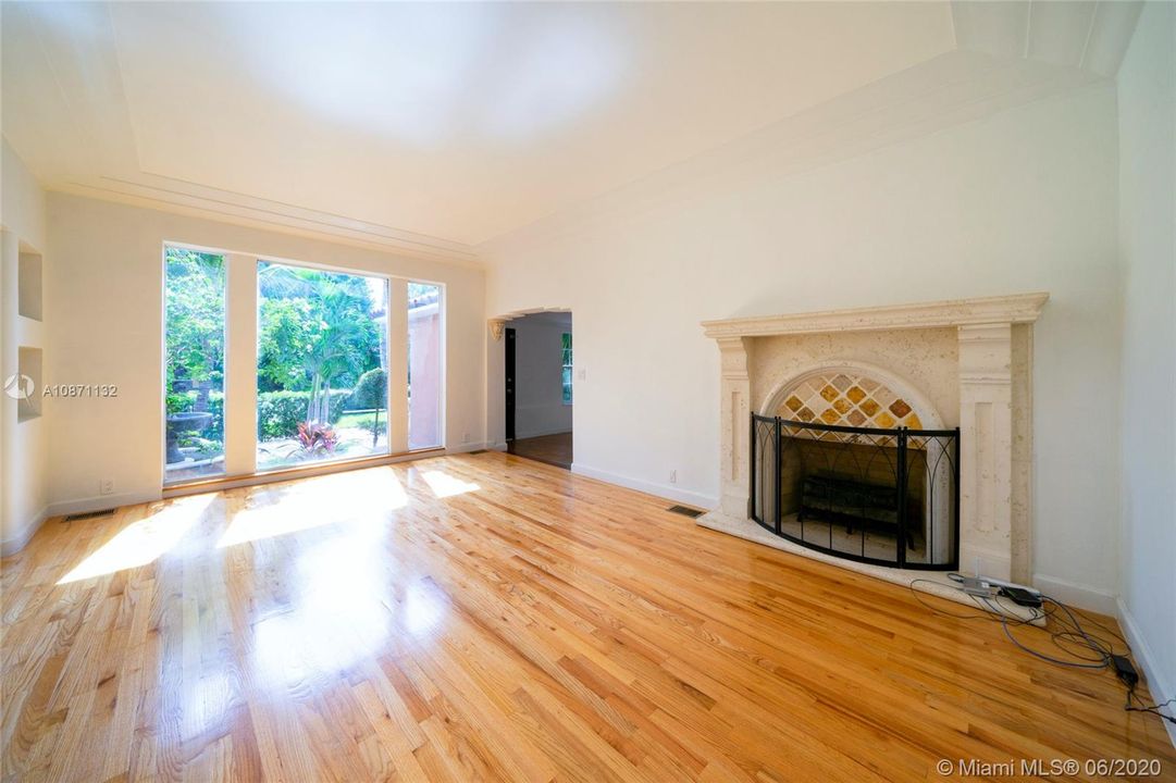Recently Sold: $1,150,000 (5 beds, 4 baths, 2793 Square Feet)
