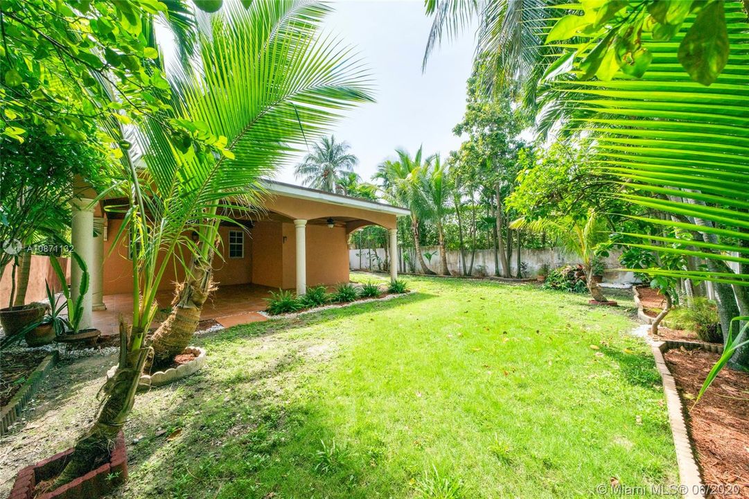 Recently Sold: $1,150,000 (5 beds, 4 baths, 2793 Square Feet)