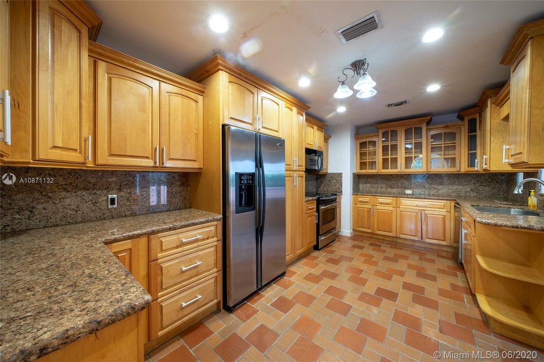 Recently Sold: $1,150,000 (5 beds, 4 baths, 2793 Square Feet)