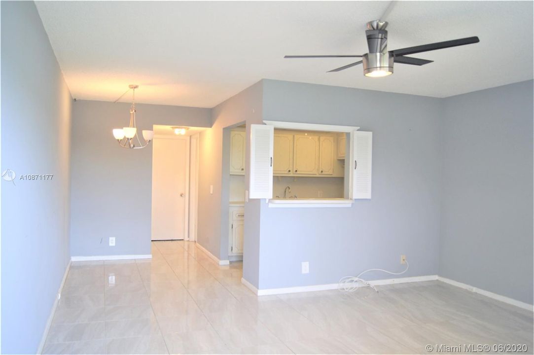 Recently Sold: $49,900 (1 beds, 1 baths, 601 Square Feet)