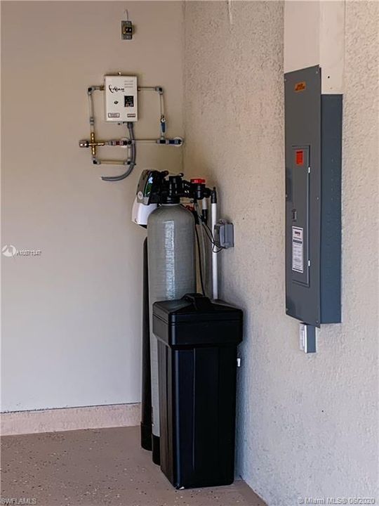 Vendido Recientemente: $289,000 (4 camas, 2 baños, 2185 Pies cuadrados)