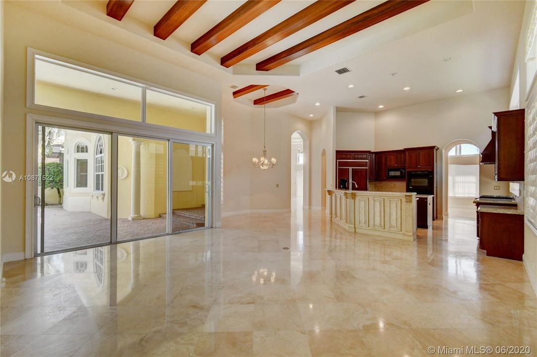 Recently Sold: $1,395,000 (4 beds, 3 baths, 4102 Square Feet)