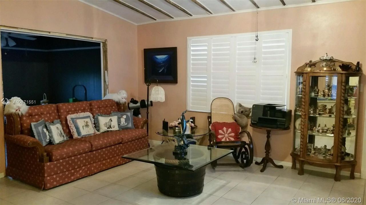 Vendido Recientemente: $535,000 (3 camas, 3 baños, 1152 Pies cuadrados)