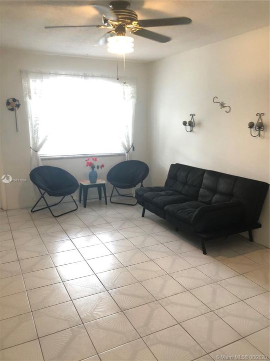 Recently Sold: $47,499 (1 beds, 1 baths, 730 Square Feet)