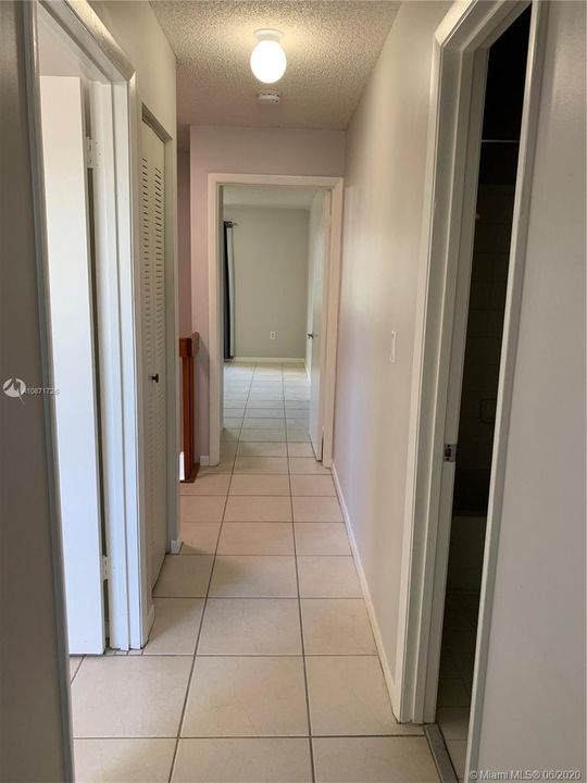 Recientemente alquilado: $2,000 (3 camas, 2 baños, 1392 Pies cuadrados)