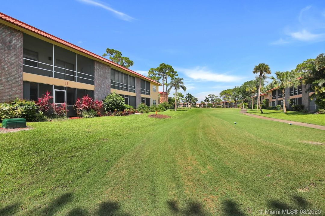 Putting Green right outside the backdoor