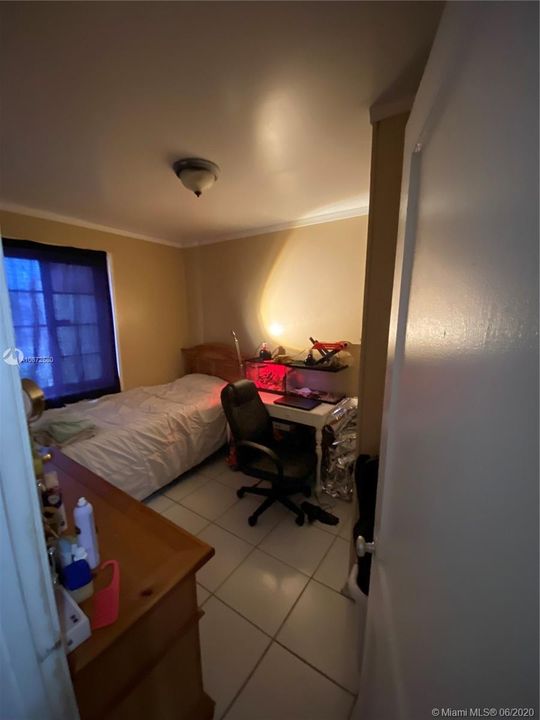 Vendido Recientemente: $115,000 (3 camas, 1 baños, 985 Pies cuadrados)